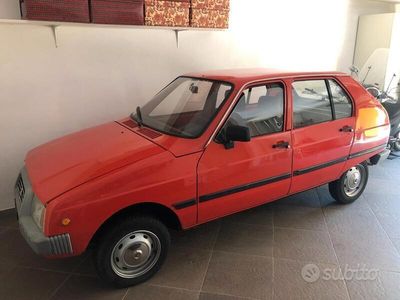 Usata Citroën Visa 35 CV (25 kW) 1981 Arancione Berlina