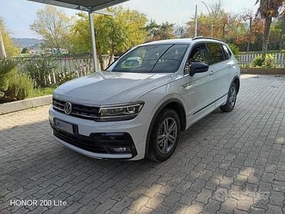 Usata VW Tiguan Allspace R-line 150 CV (110 kW) 2020 Bianco SUV