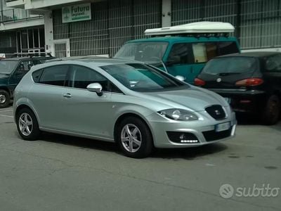 Occasion Seat Leon Copa 105 ch (77 kW) 2011 Gris Citadine