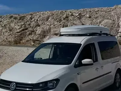Usata VW Caddy Maxi 102 CV (75 kW) 2020 Bianco Monovolume