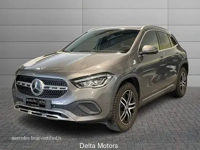 Usata Mercedes GLA200 150 CV (110 kW) 2020 SUV