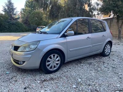 Usata Renault Grand Scénic II Dynamique 130 CV (95 kW) 2008 Grigio Monovolume