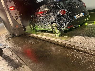 Usata Alfa Romeo MiTo 90 CV (66 kW) 2013 Nero Utilitaria