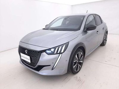 Usata Peugeot e-208 GT 56 kW (77 CV) 2021 Grigio Utilitaria