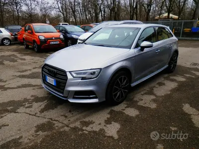 Usata Audi A3 110 CV (80 kW) 2019 Grigio Berlina