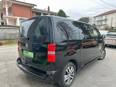 Usata Peugeot Traveller S 144 CV (105 kW) 2021 Nero Monovolume