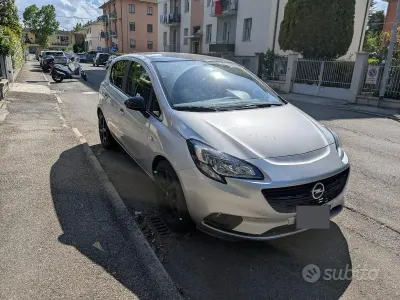 Usata Opel Corsa 90 CV (66 kW) 2016 Grigio Utilitaria