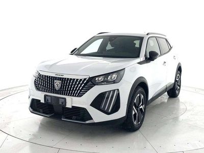 Usata Peugeot 2008 Allure 101 CV (74 kW) 2025 Verde SUV