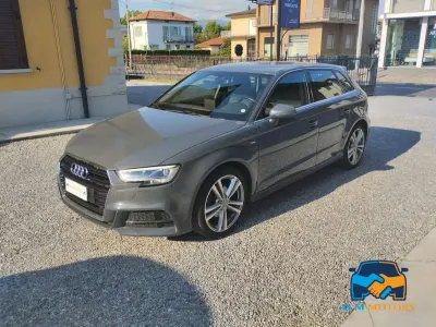 Usata Audi A3 Business 150 CV (110 kW) 2020 Grigio Berlina