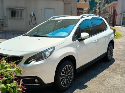 Usata Peugeot 2008 99 CV (72 kW) 2017 Bianco SUV