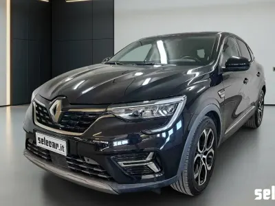 Usata Renault Arkana Intens 145 CV (106 kW) 2022 Nero metallizzato SUV