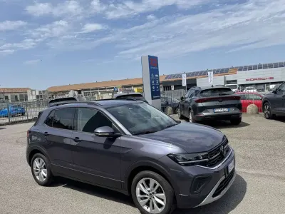 Usata VW T-Cross Edition 95 CV (69 kW) 2025 Smoky grey met SUV