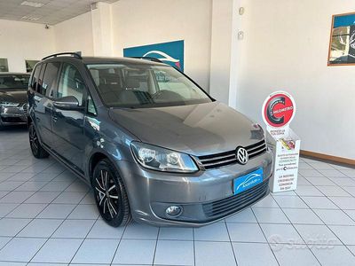 Grigio Usata 2012 VW Touran Monovolume | 6400 €