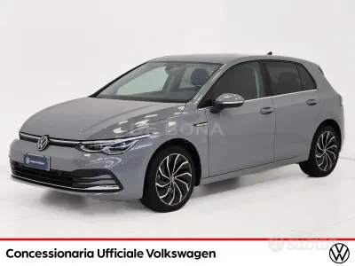 Usata VW Golf VIII Style 116 CV (85 kW) 2023 Grigio Berlina