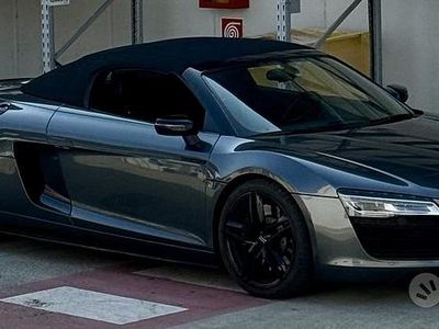 Usata Audi R8 Spyder Ambiente 430 CV (316 kW) 2014 Grigio Cabrio