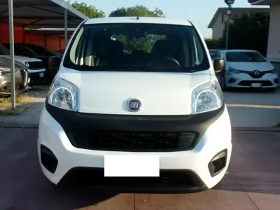 Usata Fiat Qubo Dynamic 80 CV (58 kW) 2017 Bianco Monovolume