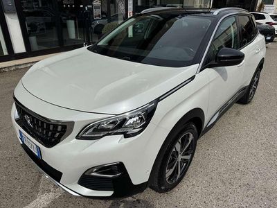 Usata Peugeot 3008 Allure 131 CV (96 kW) 2018 Bianco perla met. + tetto nero SUV