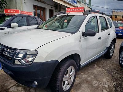 Usata Dacia Duster Ambiance 110 CV (80 kW) 2016 Bianco SUV