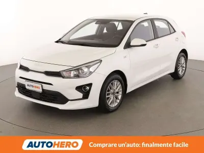 Usata Kia Rio Style 101 CV (74 kW) 2021 Bianco Berlina