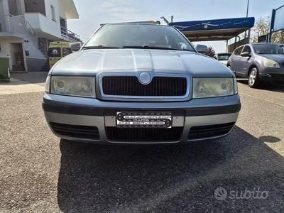 Usata Skoda Octavia Ambiente 90 CV (66 kW) 2004 Grigio Berlina