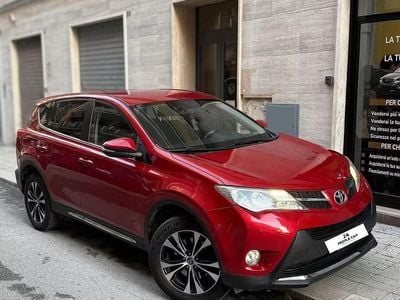 Usata Toyota RAV4 Lounge 124 CV (91 kW) 2014 Rosso SUV