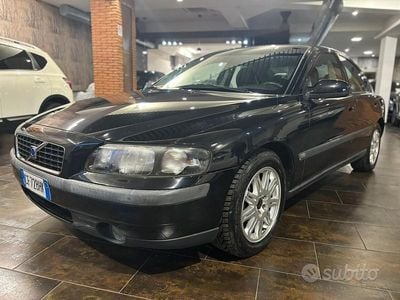 Usata Volvo S60 180 CV (132 kW) 2003 Nero Berlina