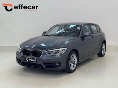 Usata BMW 118 Sport Line 150 CV (110 kW) 2019 Grigio Utilitaria