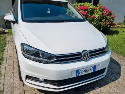 Usata VW Touran Executive 150 CV (110 kW) 2017 Bianco Monovolume