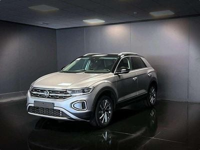 Usata VW T-Roc Style 150 CV (110 kW) 2023 Argento SUV