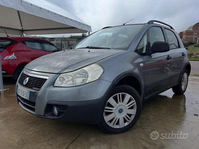 Usata Fiat Sedici Dynamic 119 CV (87 kW) 2007 Marrone SUV