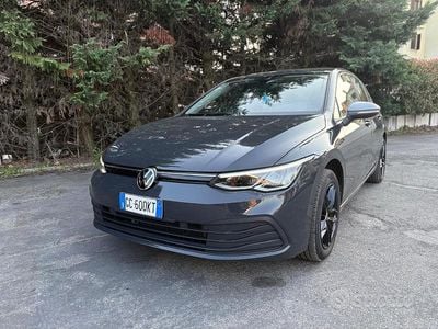 Usata VW Golf VII Life 110 CV (80 kW) 2020 Berlina