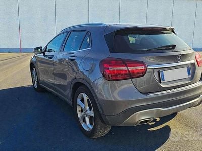Usata Mercedes GLA220 177 CV (130 kW) 2018 Antracite metallizzato SUV