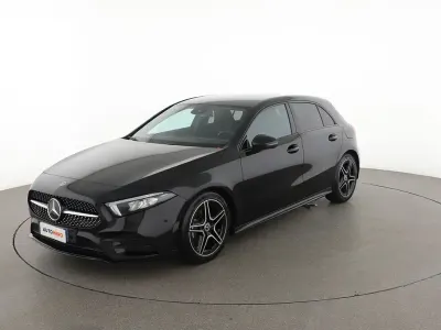 Usata Mercedes A180 Premium 136 CV (100 kW) 2020 Nero Berlina