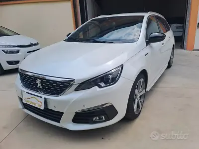 Usata Peugeot 308 GT-line 131 CV (96 kW) 2020 Bianco Station wagon