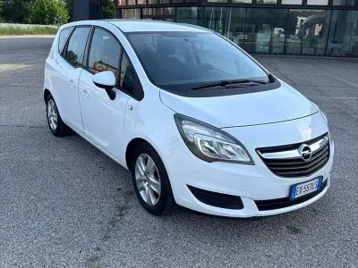 Usata Opel Meriva Cosmo 120 CV (88 kW) 2015 Bianco Monovolume