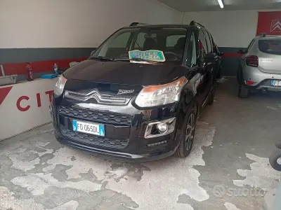 Usata Citroën C3 Picasso SELECTION 99 CV (72 kW) 2015 Nero Monovolume