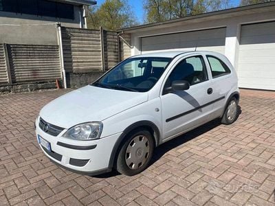 Usata Opel Corsa 2007 Bianco Utilitaria