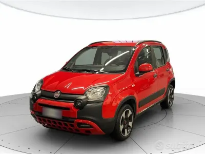 Usata Fiat Panda Cross Red 69 CV (50 kW) 2022 Rosso Utilitaria