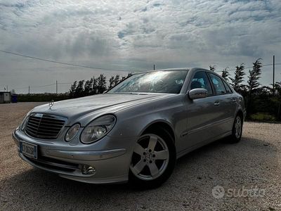 Usata Mercedes E280 2004 Grigio Berlina