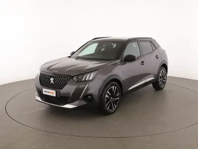 Usata Peugeot 2008 GT 131 CV (96 kW) 2021 Grigio SUV