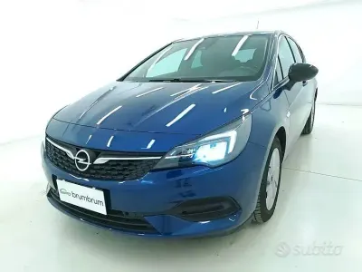 Usata Opel Astra Business Elegance 122 CV (89 kW) 2021 Bluazzurro Berlina