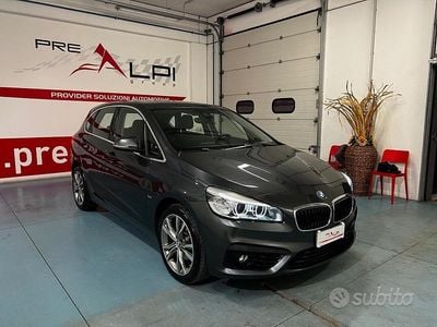 Usata BMW 218 Sport Line 149 CV (109 kW) 2016 Grigio Station wagon