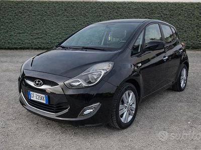 Usata Hyundai ix20 Comfort 90 CV (66 kW) 2016 Nero Utilitaria