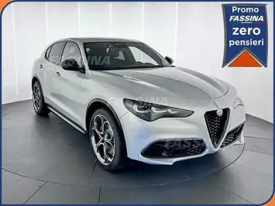 Usata Alfa Romeo Stelvio Veloce 209 CV (153 kW) 2025 Grigio SUV