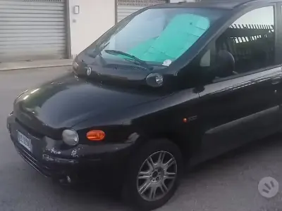 Usata Fiat Multipla 103 CV (75 kW) 2002 Nero Monovolume