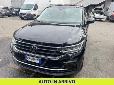 Usata VW Tiguan Life 149 CV (109 kW) 2021 Nero SUV