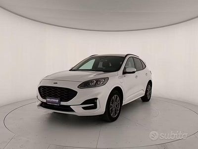 Usata Ford Kuga ST-Line 225 CV (165 kW) 2022 Bianco SUV