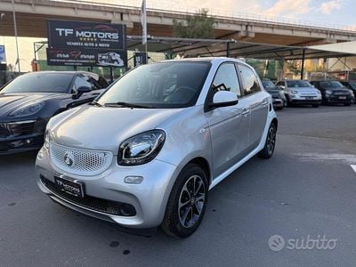 Grigio Usata 2016 Smart ForFour Utilitaria | 11.490 € (Molto cara)