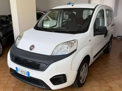 Usata Fiat Qubo Lounge 80 CV (58 kW) 2016 Bianco Monovolume
