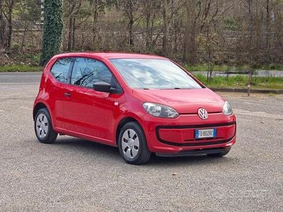 Usata VW up! Move 60 CV (44 kW) 2016 Rosso Utilitaria